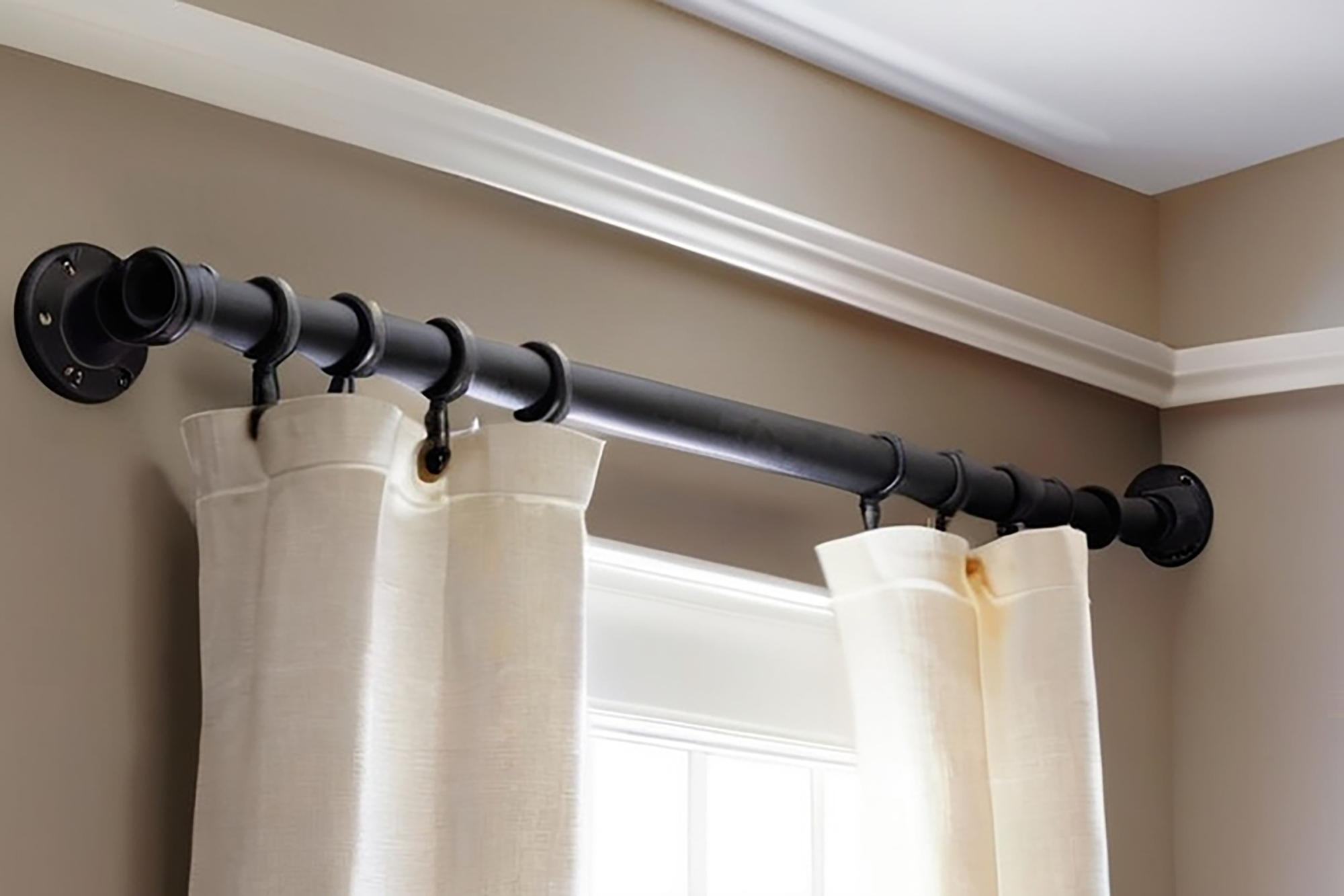 Metal Ringed Pole Sets