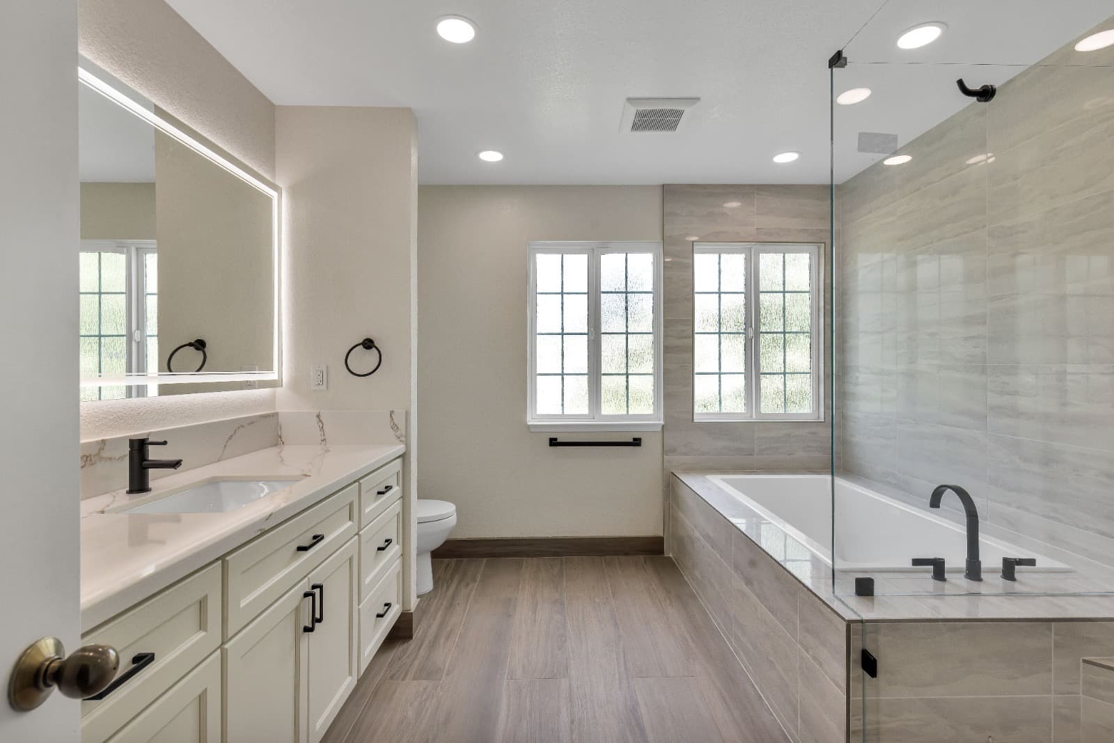 Vista Grande Master Bath - Image 1